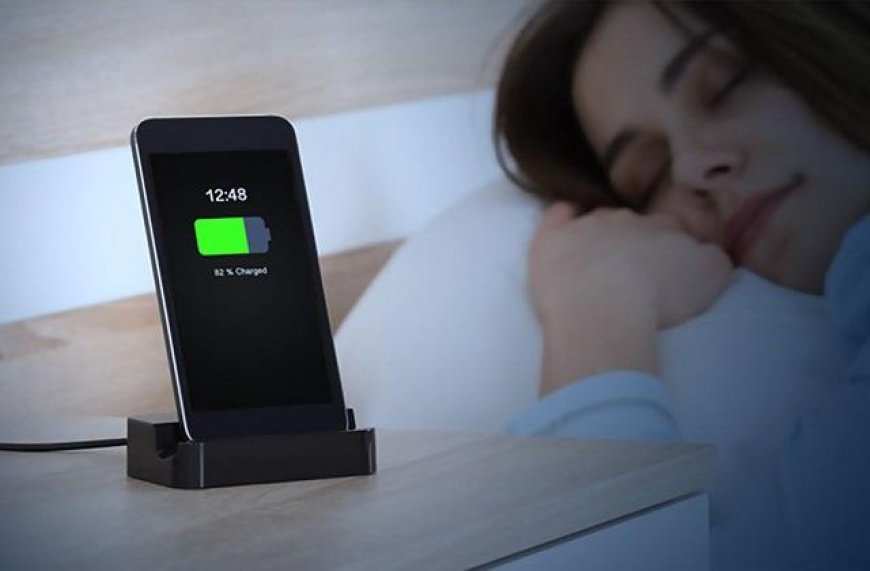 बिस्तर के पास फोन चार्ज करने की गलत आदत सुधार लो, नहीं तो एक-एक अंग हो जाएगा खराब !