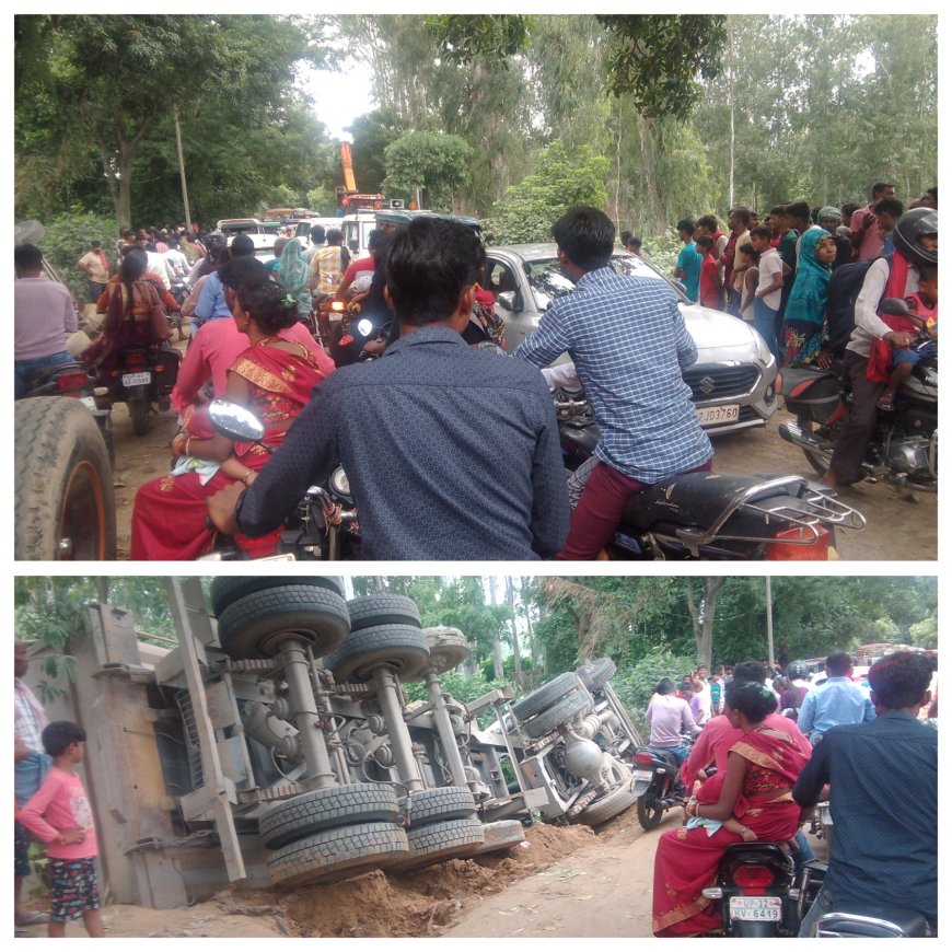 बदोसरांय कोटवाधाम टिकैत नगर मार्ग पर मदारपुर हनुमान मंदिर के पास डम्फर पल्टा घन्टो लगा जाम