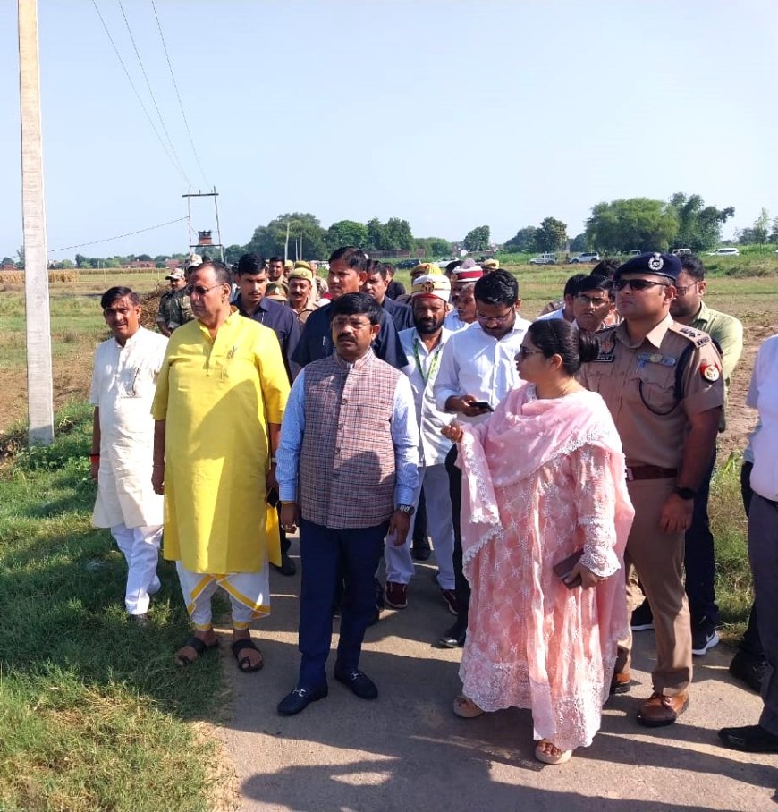 मा0कैबिनेट मंत्री नन्द गोपाल गुप्ता “नन्दी” द्वारा जनपद मीरजापुर के बाढ़ प्रभावित क्षेत्रों का किया गया भ्रमण/निरीक्षण-