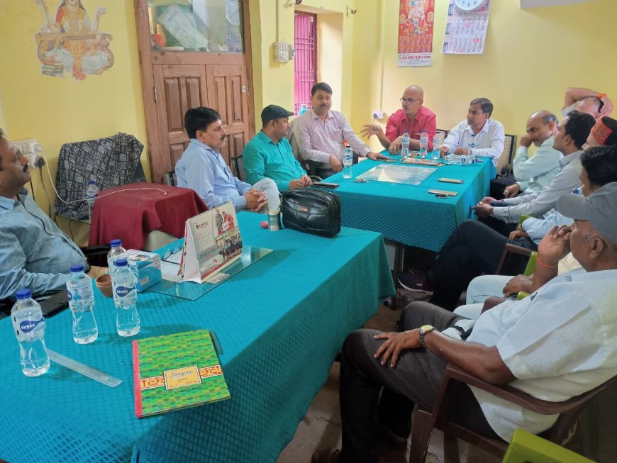 विश्वविद्यालय द्वारा किये जा रहे भेद-भाव के विरुद्ध महाविद्यालयी शिक्षक हुए लामबन्द