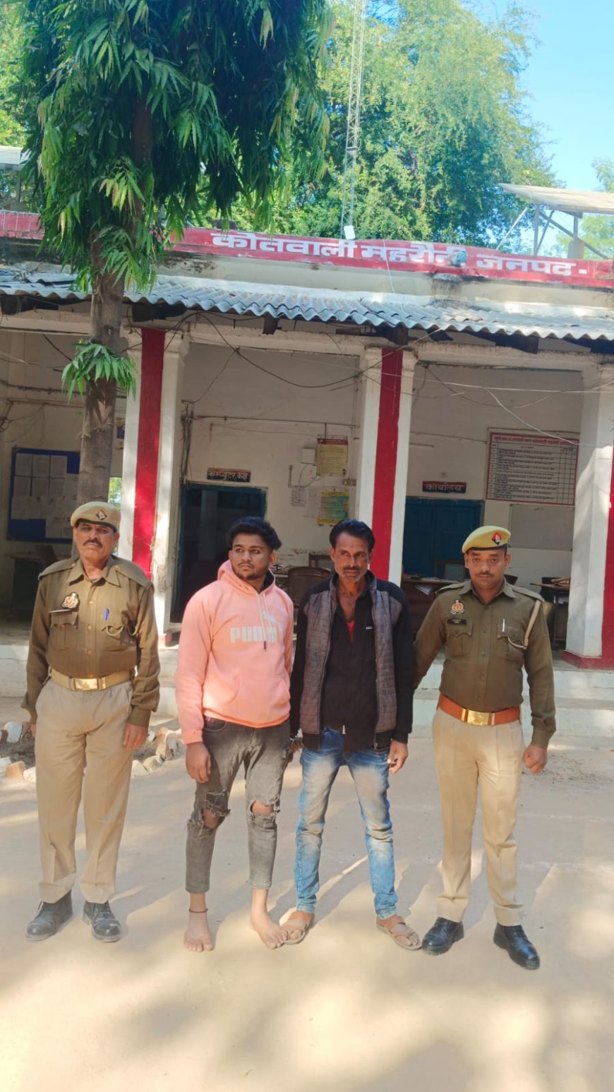 महरौनी पुलिस द्वारा वाँछित अभियुक्तगण को किया गया गिरफ्तार