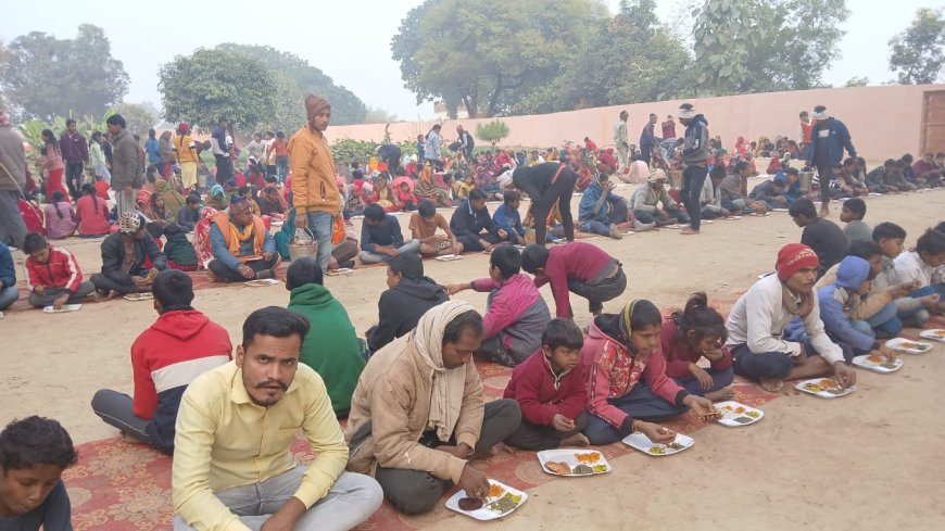 भदोही के गंगापुर तलिया में आयोजित किया गया विशाल भंडारा