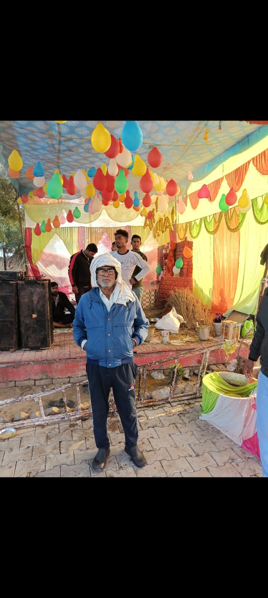 हनुमान मंदिर पर वर्षगांठ मनाई और भंडारे का आयोजन किया