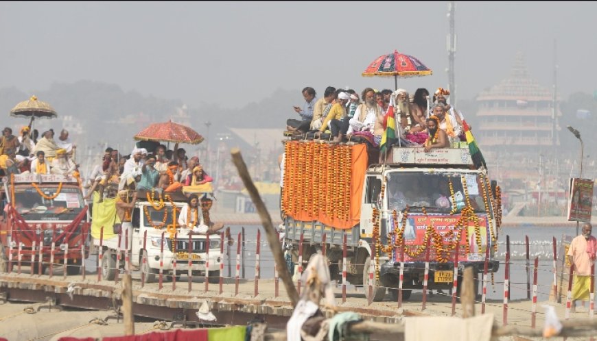 दिल्ली, हरियाणा, पंजाब, असम, पश्चिम बंगाल, केरल, आंध्र प्रदेश और बिहार समेत हर जगह से पहुंचे श्रद्धालु