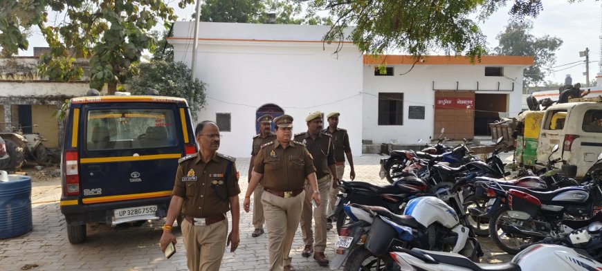 पुलिस अधीक्षक चित्रकूट द्वारा थाना पहाड़ी का किया गया आकस्मिक निरीक्षण