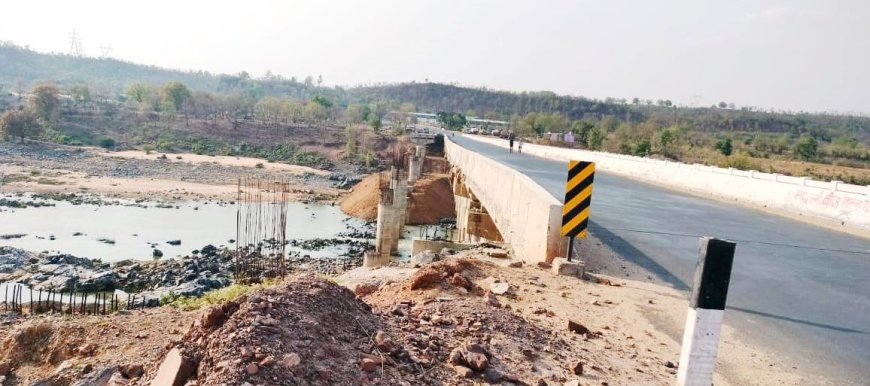 एनएच 39 सड़क का कार्य पूर्ण करने 48 दिन का है वक्त सांसद ने पिछले महीना एमपीआरडीसी के अधिकारी एवं संविदाकार को कार्य पूर्ण करने दिया है 30 जून का डेडलाईन