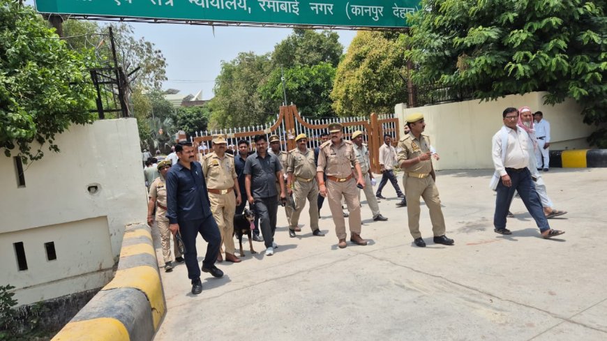 कानपुर देहात के माती कोर्ट में एडीजे दुर्गेश पांडे ने की मॉकड्रिल कर सघनता पूर्वक चैकिंग