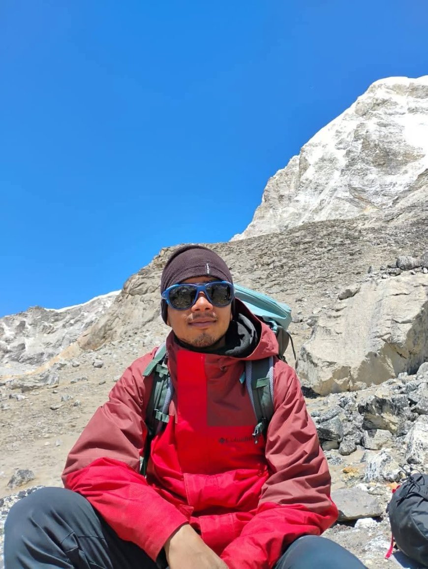 "श्रीनगर गढ़वाल के मुकुल बंगवाल ने रचा इतिहास – 22 वर्ष की उम्र में फतेह किया माउंट एवरेस्ट"।