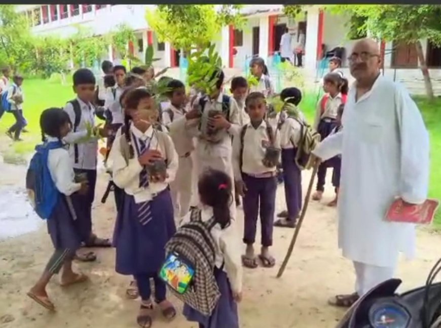 कल्याण भारती इंटर कॉलेज में मनाया गया वन महोत्सव कार्यक्रम