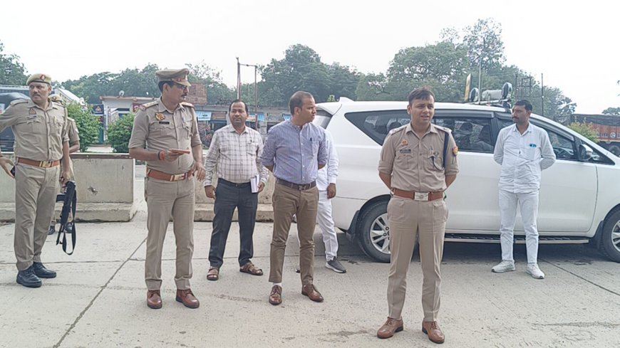 भदोही के डीएम और एसपी ने कावड़ मार्ग का किया निरीक्षण
