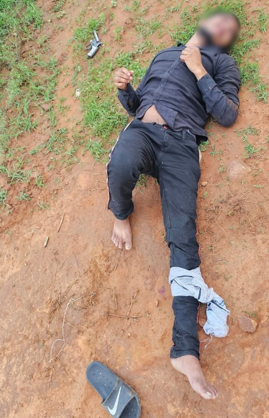 पुलिस मुठभेड़ में ₹25 हज़ार का इनामी बदमाश घायल/गिरफ्तार, चोरी की बाइक और अवैध हथियार बरामद