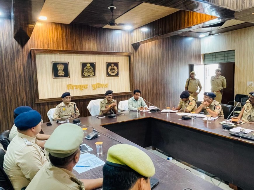 पुलिस अधीक्षक चित्रकूट की अध्यक्षता में पुलिस कार्यालय स्थित राघव प्रेक्षागार में भारतीय न्याय संहिता की धारा 111,धारा 103(2) के प्रावधानों के सम्बन्ध में कार्यशाला का आयोजन किया गया।