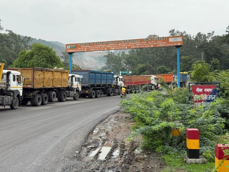दूधीचुआ महाप्रबंधक की लापरवाही रवैया से कोयला ट्रकों की लंबी कतार बनी आमजन की मुसीबत