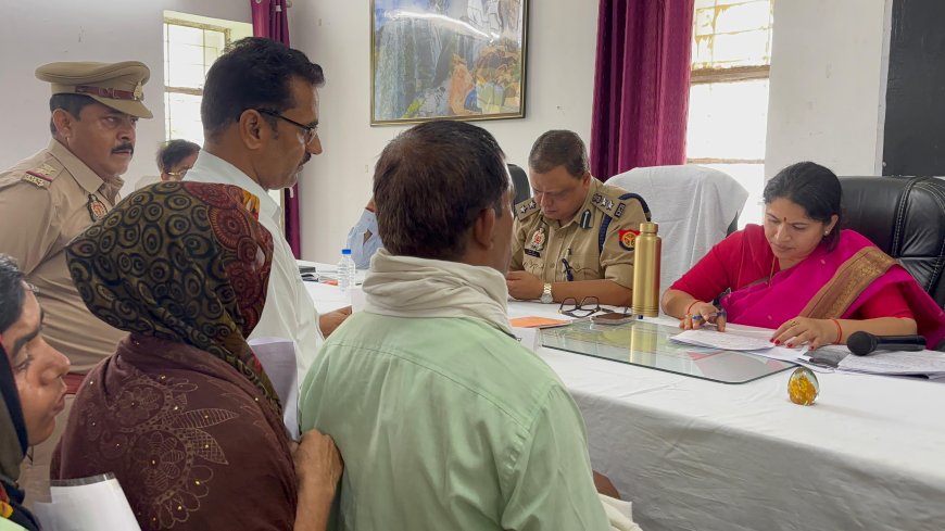 शासन के मंशानुरूप जनपद के सभी तहसीलों में आयोजित किया गया सम्पूर्ण समाधान दिवस