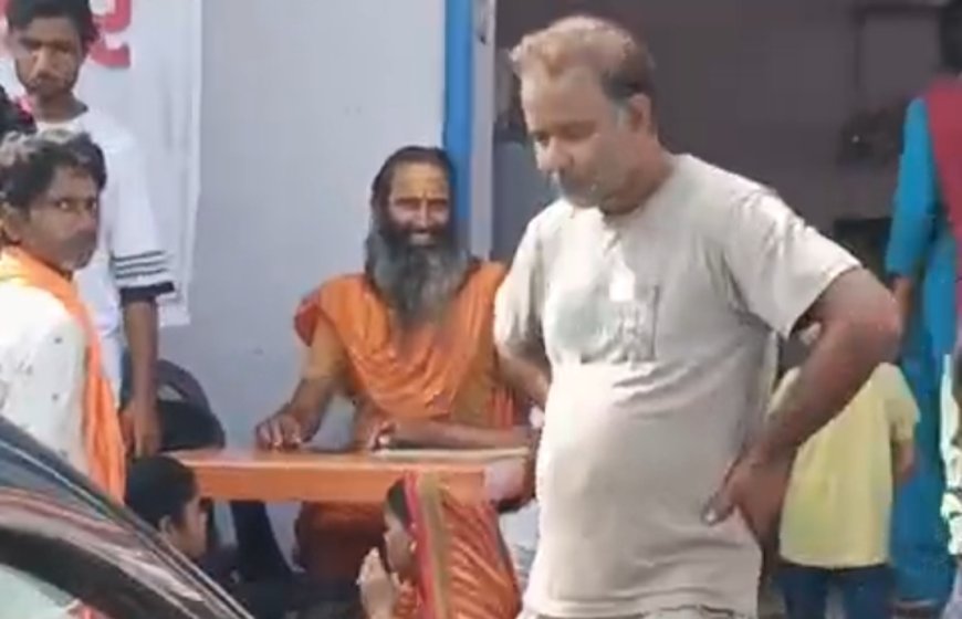 अनुशासनहीनता पर बड़ी कार्रवाई — हिंदू रक्षा दल ने शिव ओम महाराज को संगठन से किया बाहर।