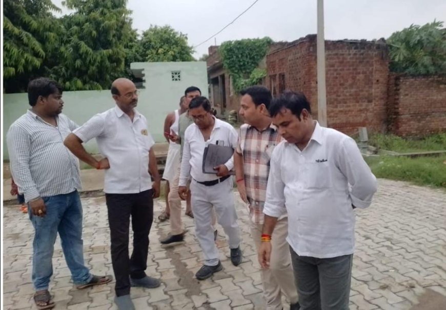 बीडीओ द्वारा ब्लॉक कुठौद के आधा दर्जन गांवों का निरीक्षण कर साफ सफाई पर विशेष ध्यान रखने हेतु दिए गए निर्देश