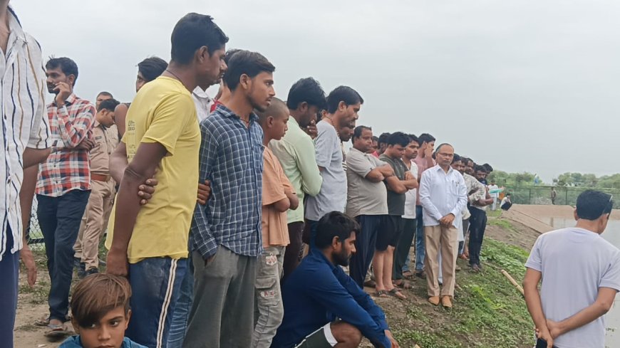 तालाब में युवक के डूबने की संभावना से हडकंप, शव बरामद