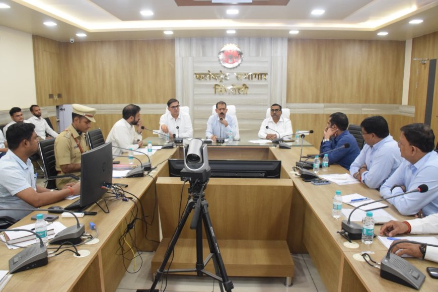 कम्पनिया अपने अधिनस्थ कार्यरत श्रमिक कर्मचारियो की सूची एक सप्ताह में उपलंब्ध करायेः-श्री शुक्ला