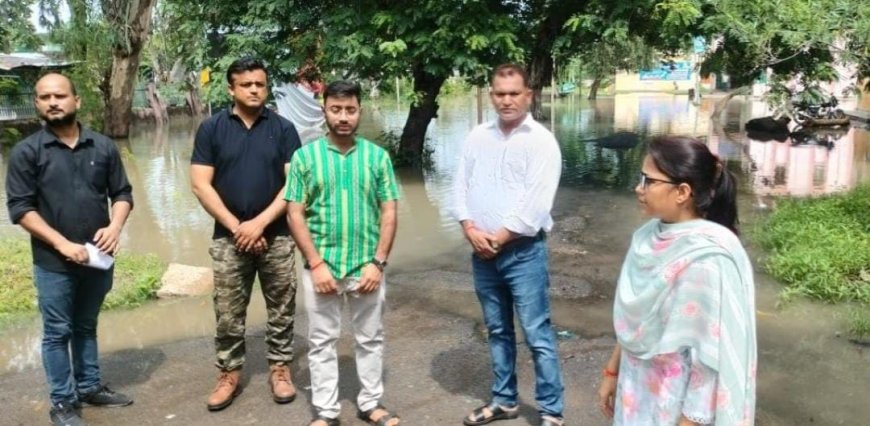 सीएचसी परिसर और कांशीराम कालोनी में जलभराव प्रशासन ने दिया त्वरित कार्रवाई के निर्देश