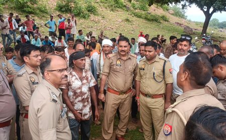 पुलिस अधीक्षक चित्रकूट के निर्देशानुसार बदमाशों की सूचना पर तत्काल एसओजी मय ड्रोन टीम के साथ थाना कोतवाली कर्वी,बहिलपुरवा,रैपुरा,मानिकपुर एवं चौकी सरैया पुलिस बल व जनता के लोगों द्वारा थाना क्षेत्र रैपुरा के चर गांव के पहाड़ों पर कॉम्बिंग  शुरू की गयी ।