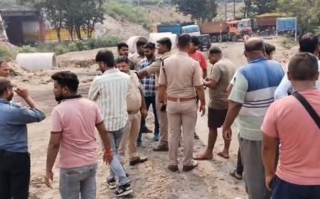 एन सी एल दुधीचुआ परियोजना मे फिर हुआ हादसा,तेज रफ्तार ट्रेलर ने युवक को रौंदा, हुई मौत