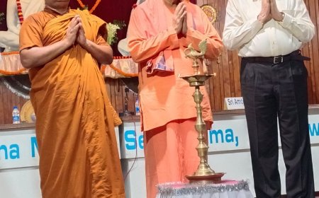 रामकृष्ण मठ, निराला नगर में शिकागो धर्म संसद की 132वीं वर्षगांठ पर जुटी हस्तियो ने युवाओं को किया सम्बोधित।