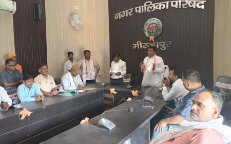 *कर्मचारियों से अभद्रता के मामले का पटाक्षेप,हुआ सुलह*