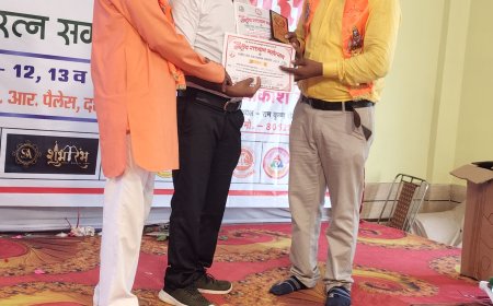 रामनगरी अयोध्या में मिला रक्तदान सम्मान, मदरहवा के समाजसेवी इरशाद खान सम्मानित