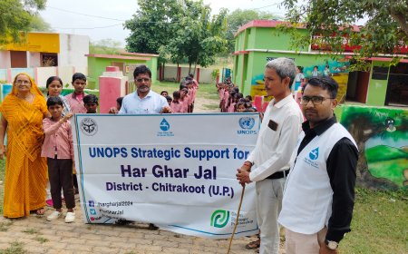 जल दूत बच्चों को कराया गया पानी के टंकी का भ्रमण