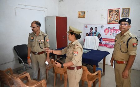 पुलिस अधीक्षक ने महिला थाना का आकस्मिक निरीक्षण किया