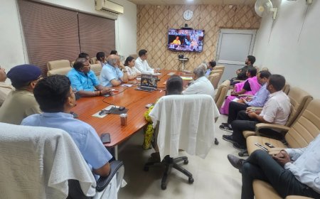 मुख्यमंत्री जी द्वारा नारी सुरक्षा, सम्मान एवं स्वावलम्बन के लिए समर्पित ‘‘मिशन शक्ति फेज-5.0’’ का दीप प्रज्वलित कर किया गया शुभारम्भ।