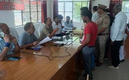 पुलिस अधीक्षक चित्रकूट की अध्यक्षता में तहसील सभागर राजापुर में सम्पूर्ण समाधान दिवस का आयोजन किया गया
