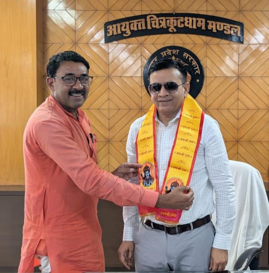 आयुक्त से सभासद ने की मंदाकिनी नदी के कगार की पिचिंग करने की मांग