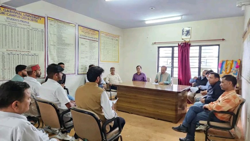 पौड़ी परिसर की समस्याओं पर NSUI का हल्ला बोल, कुलपति को सौंपा मांगपत्र – समाधान न होने पर आंदोलन की चेतावनी।