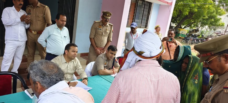जनपद के समस्त थानों पर "थाना समाधान दिवस" का आयोजन कर फरियादियों की समस्याओं के त्वरित निवारण का प्रयास