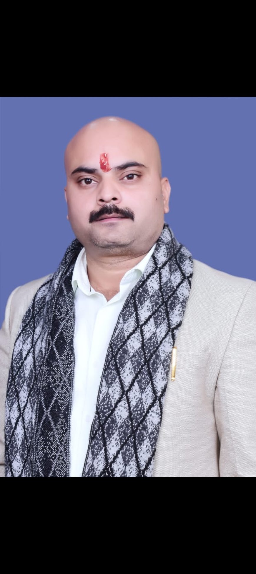 शिक्षा विभाग में सेवारत शिक्षको के लिए टी इ टी की अनिवार्यता पर उच्चतम न्यायालय के आदेश का रिवीजन दाखिल करने आदेश मुख्यमंत्री ने शिक्षा विभाग को दिया