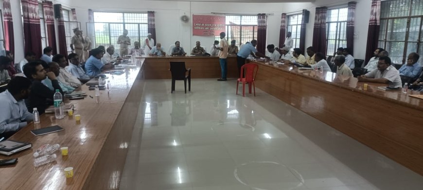 पुलिस अधीक्षक चित्रकूट की अध्यक्षता में तहसील सभागर राजापुर में सम्पूर्ण समाधान दिवस का आयोजन किया गया