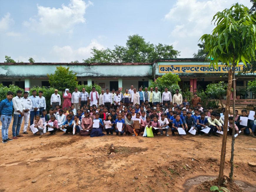 बजरंग इन्टर कालेज सपहा पाठा क्षेत्र में होने वाले 29वां पाठा मेधावी छात्र छात्रा अभिनन्दन समारोह के उपलक्ष्य में कक्षा 5 व कक्षा 8 पास छात्रों की परीक्षा सम्पन्न हुई।।