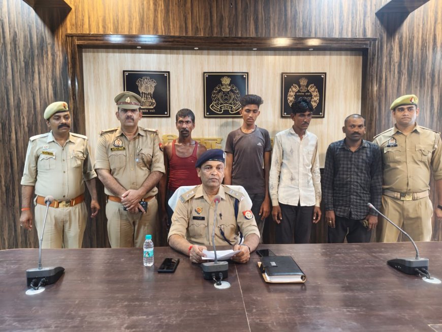 भेड़ चोरी की 03 घटनाओं का खुलासा, 04 अन्तर्जनपदीय चोर गिरफ्तार, चोरी की 12 भेड़ सहित घटना में प्रयुक्त टवेरा कार, एक अदद देशी तमंचा 315 बोर, 2 अदद जिन्दा कारतूस व 03 अदद मोबाइल फोन बरामद