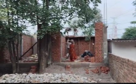 एनसीएल दूधीचुआ क्षेत्र में एनसीएल सिक्योरिटी की मिली भगत से अवैध अतिक्रमण जोरों पर सुरक्षा विभाग की चुप्पी कई सवाल खड़े कर रहे हैं