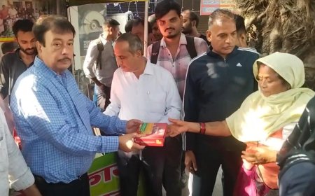 नेककाज चैरिटेबल सोसाइटी के द्वारा श्रमिको को वितरित हुआ मिष्ठान