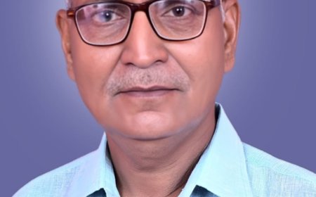 सूर्योपासना का महा पर्व है डाला छठ - डा. ए. के. राय