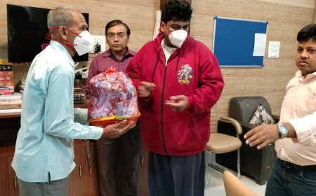 जिलाधिकारी द्वारा पोषण पोटली वितरण कार्यक्रम हुआ सम्पन्न