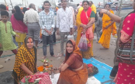 उगते सूर्य को अर्घ्य देने के साथ छठ महापर्व का समापन,प्रयागराज संगम नगर मे दिखी घाटो पर रौनक