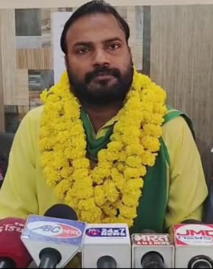 उत्तर प्रदेश किसान कांग्रेस मध्य ज़ोन की कमान एडवोकेट मोहित यादव को सौंपी गई