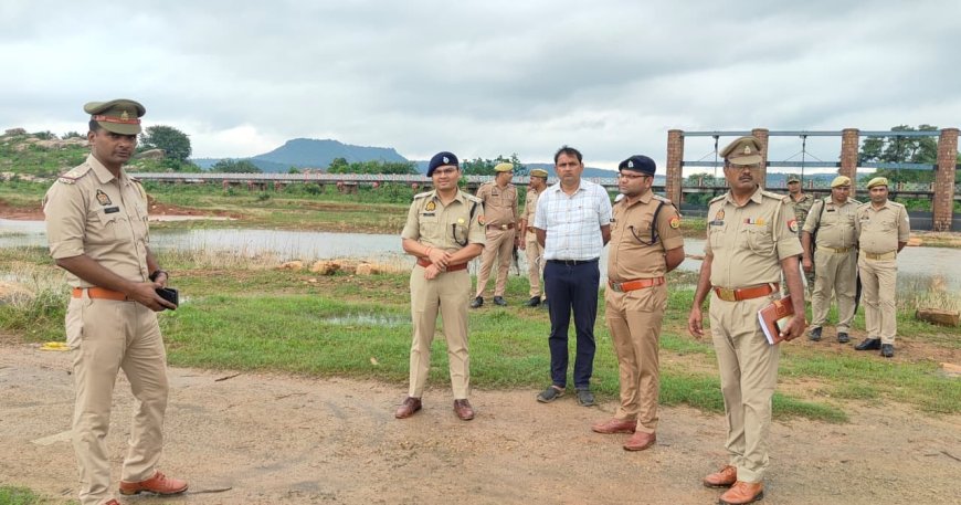 धंधरौल बंधा में दुर्गा प्रतिमाओं के विसर्जन के दृष्टिगत पुलिस अधीक्षक द्वारा किया गया निरीक्षण