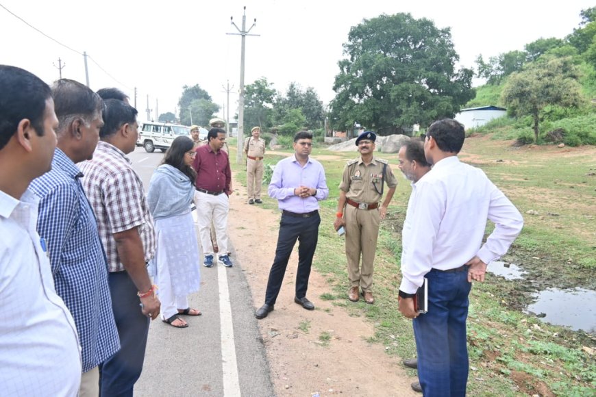 जिलाधिकारी  व पुलिस अधीक्षक  ने संयुक्त रूप से दीपावली मेले की तैयारी को लेकर व्यवस्थाओं का जायजा लिए।