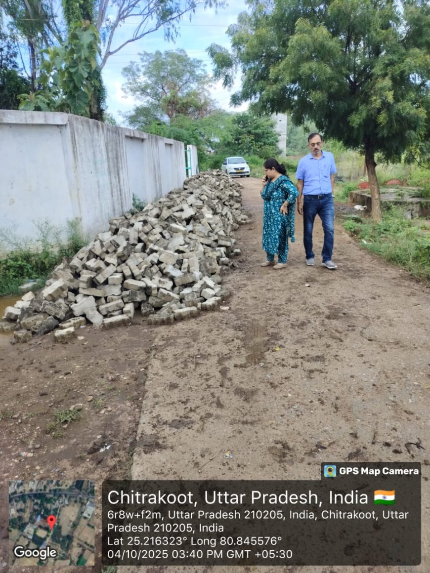 23 लाख  से  बनी सड़क में प्रधान ने किया गोलमाल
