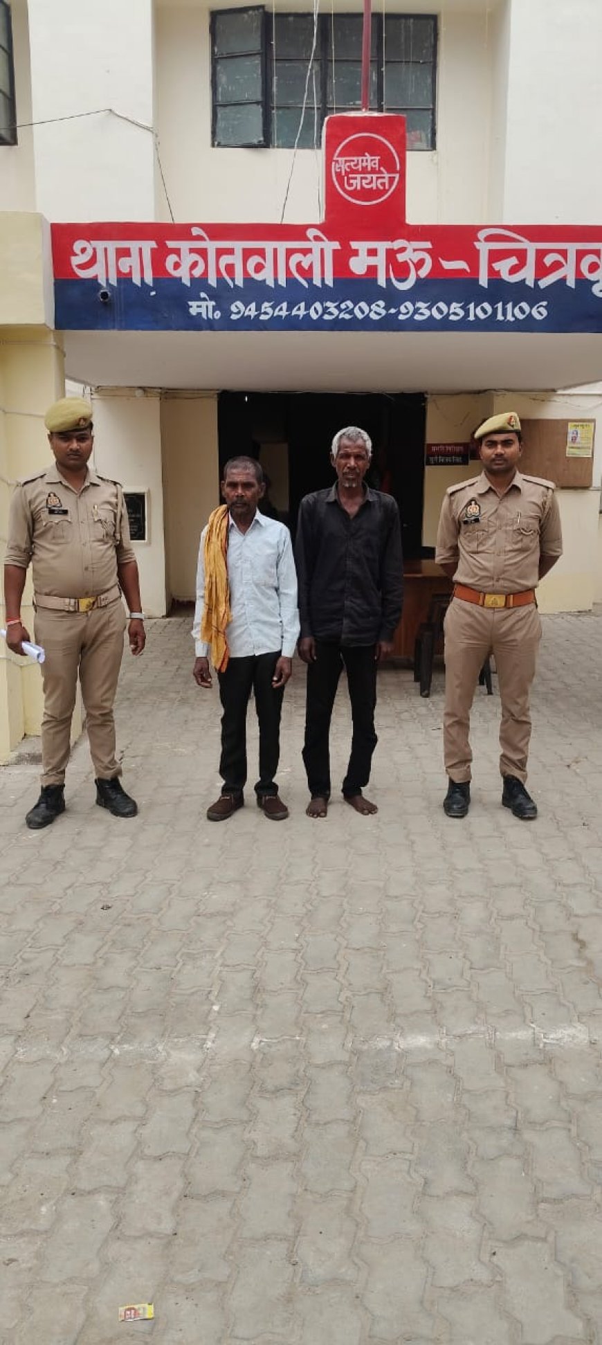 06 वारण्टी अभियुक्त गिरफ्तार