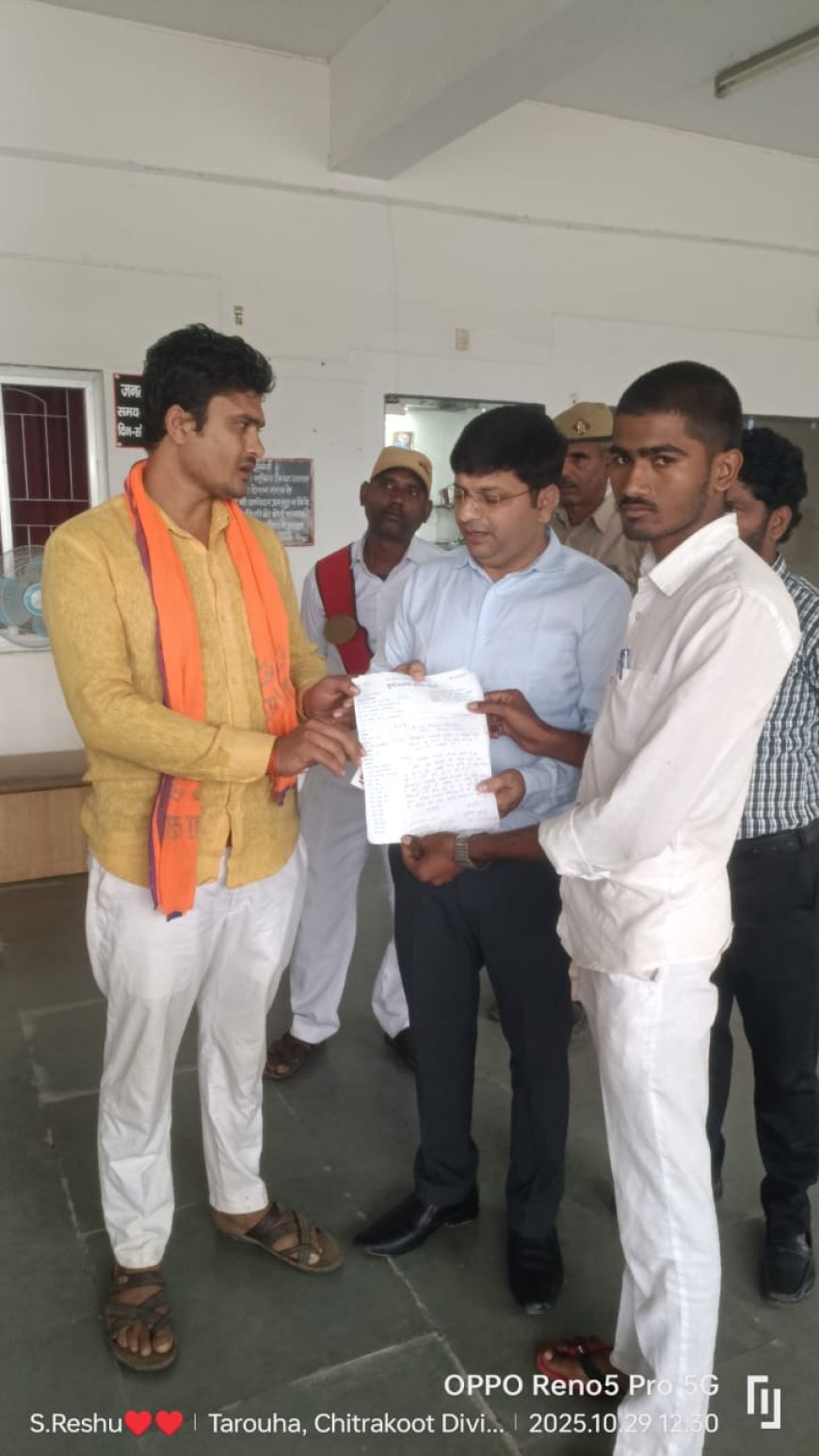 बहिलपुरवा सहकारी समिति के सचिव की मनमानी